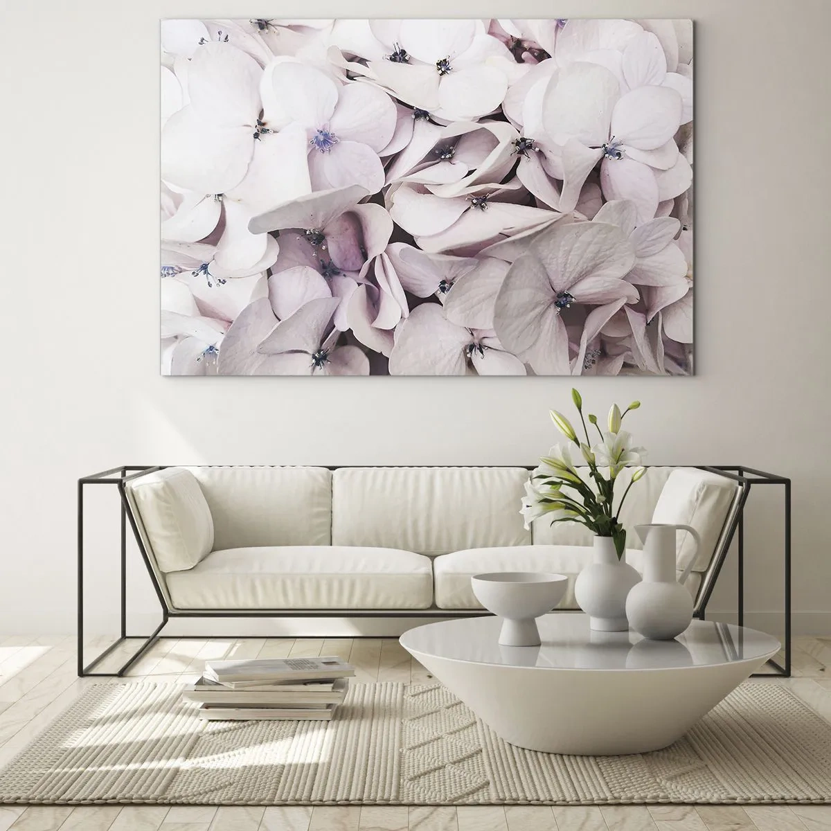 Glastavla - Bild på glas - Fina ljusrosa hortensior i närbild - 70x50cm - I en flod av blommor - Modern väggdekoration för vardagsrum och sovrum ARTTOR