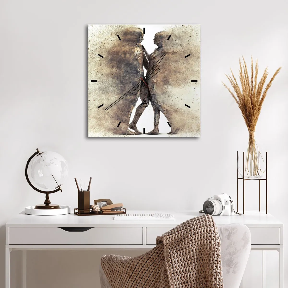 Väggklocka - Klocka på glas - Uppstådda ur aska för att älska - 30x30 cm