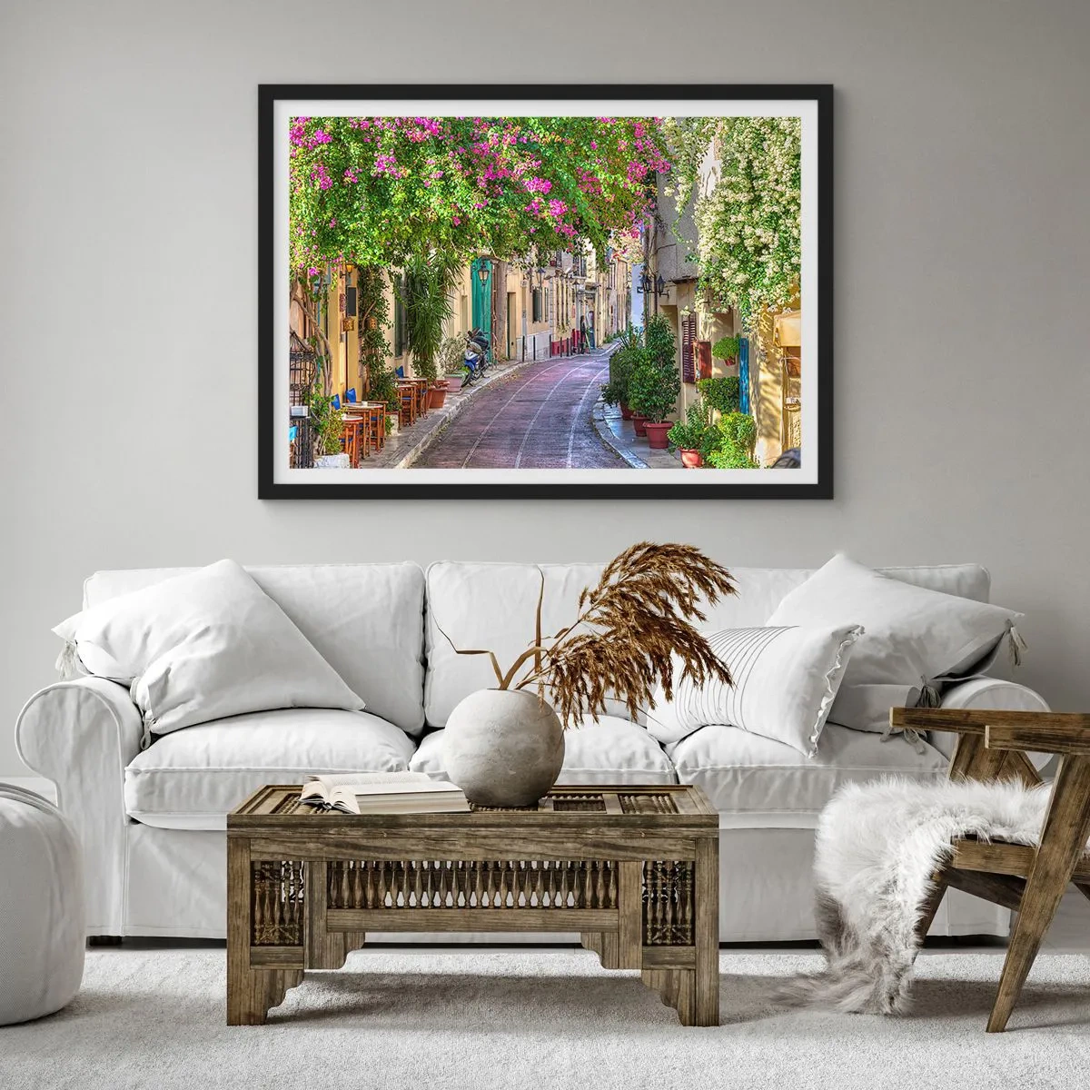 Affisch i svart ram - Blommande gata - 50x40 cm