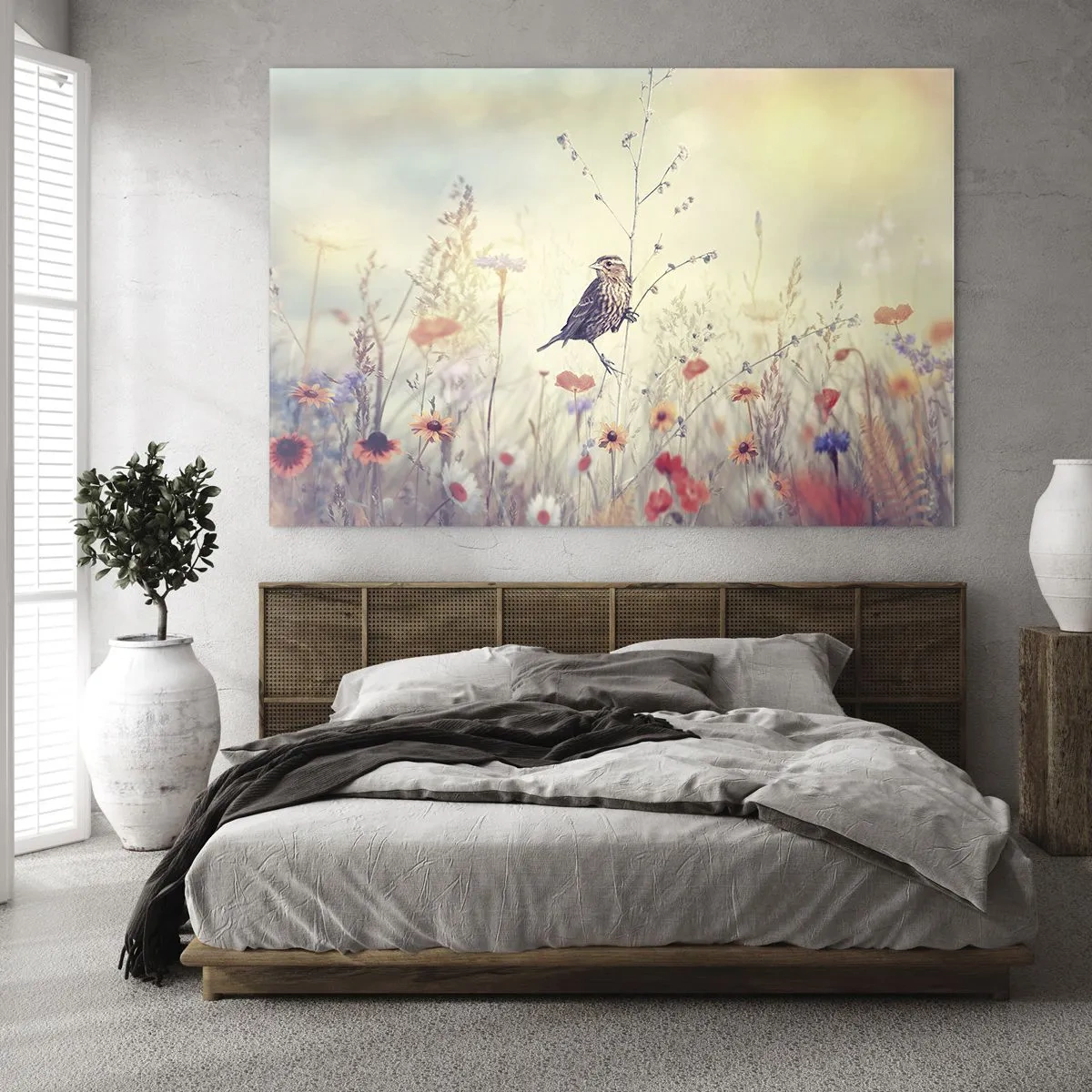 Glastavla - Bild på glas - En fågel på en blomsteräng i solskenet - 70x50cm - Fågelporträtt med en äng i bakgrunden - Modern väggdekoration för vardagsrum och sovrum ARTTOR