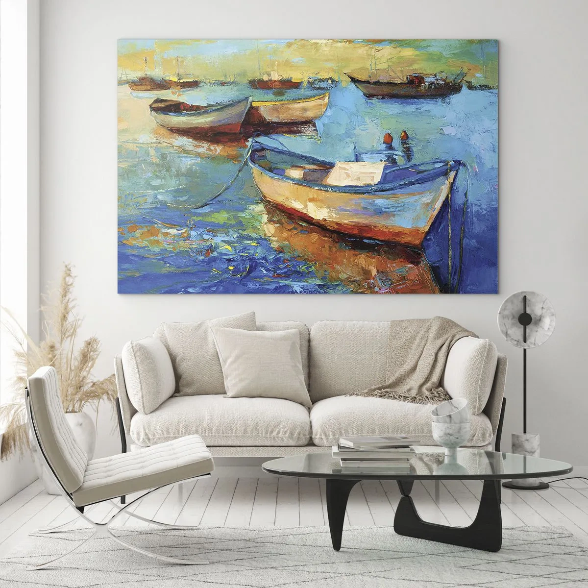 Glastavla - Bild på glas - Färgglada båtar på en lugn vattenbakgrund - 70x50cm - I en sydlig vik - Modern väggdekoration för vardagsrum och sovrum ARTTOR