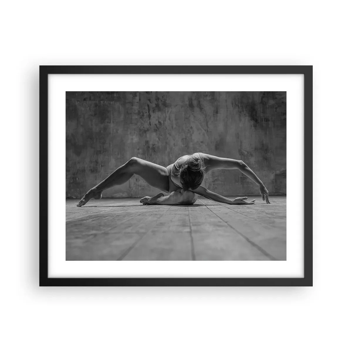 Affisch i svart ram - Upphittad symmetri - 50x40 cm