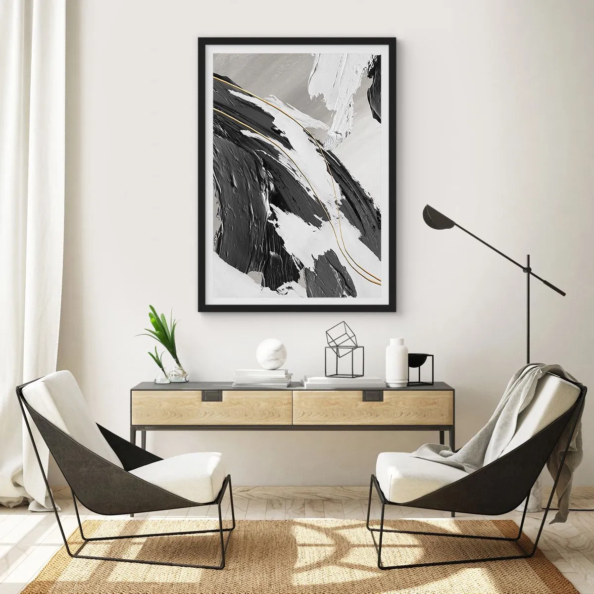 Affisch i svart ram - Abstrakta penseldrag i svart, vitt och guld - 50x70cm - Storslagen abstraktion - Modern väggdekoration för vardagsrum och sovrum ARTTOR