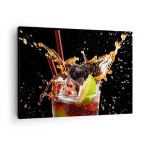Canvastavla - Bild på duk - Ett glas dryck, lime och is i ögonblicket av dynamiskt plaskande - 70x50cm - Färgernas glädje och energi - Modern väggdekoration för vardagsrum och sovrum ARTTOR