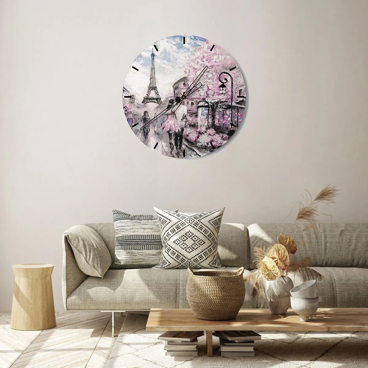 Väggklocka - Klocka på glas - Romantisk utsikt över Paris med Eiffeltornet och blommande träd - 30x30cm - Bli kär bara i... - Modern väggdekoration för vardagsrum, kök och sovrum ARTTOR