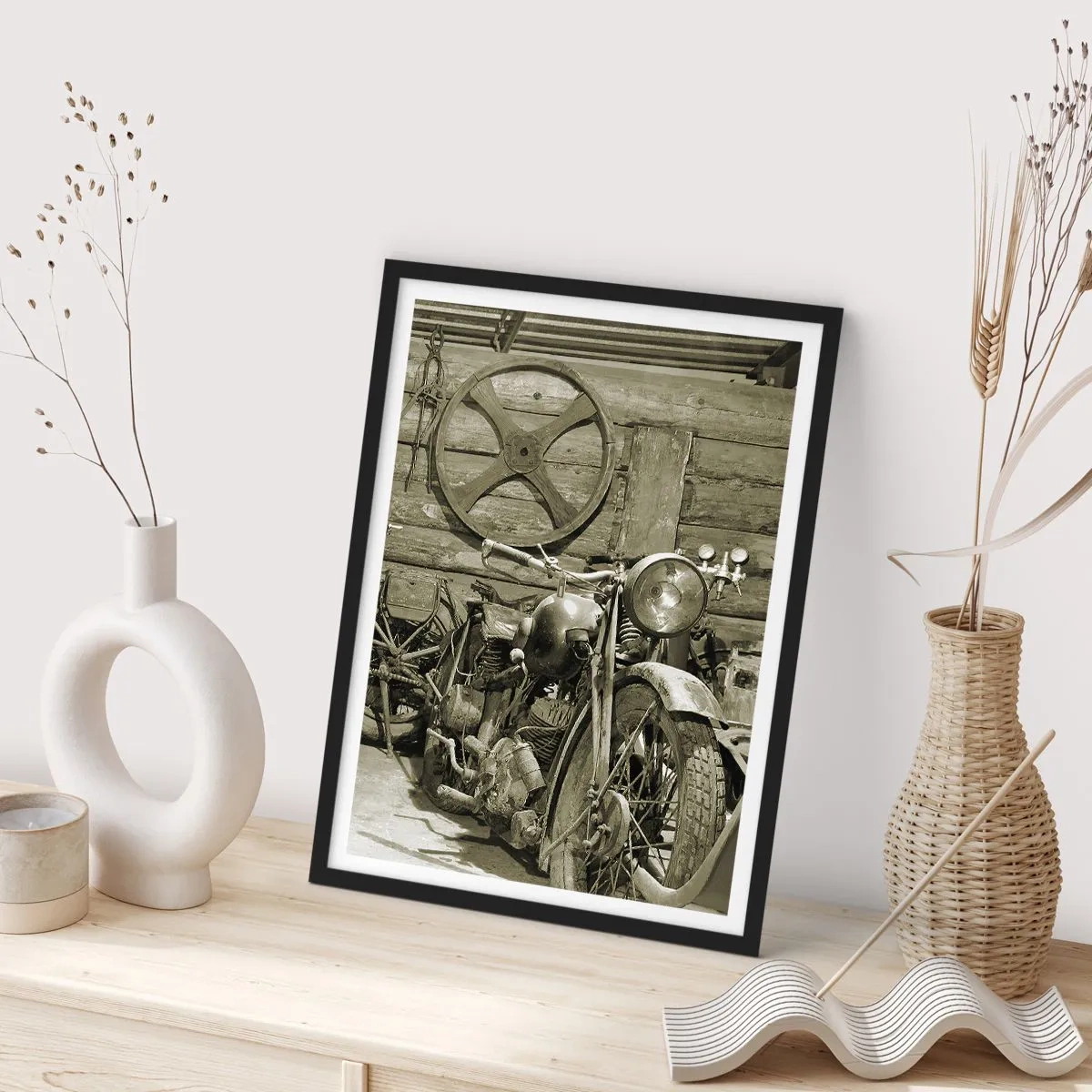 Affisch i svart ram - I onkel Lasses skjul - 30x40 cm