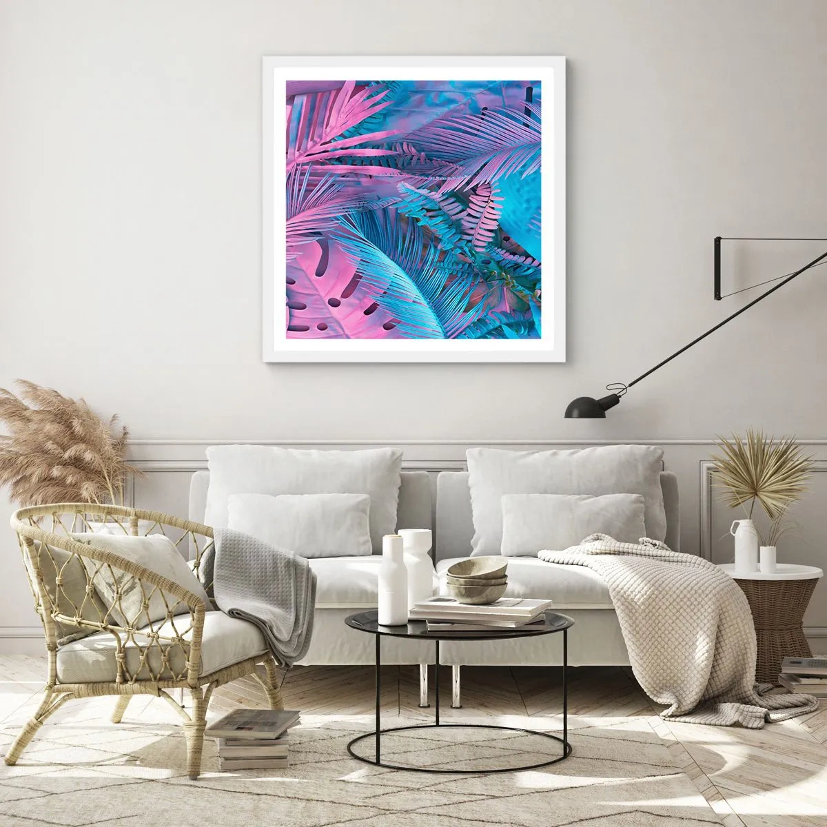 Affisch i vit ram - Tropiken i rosa och blått - 60x60 cm