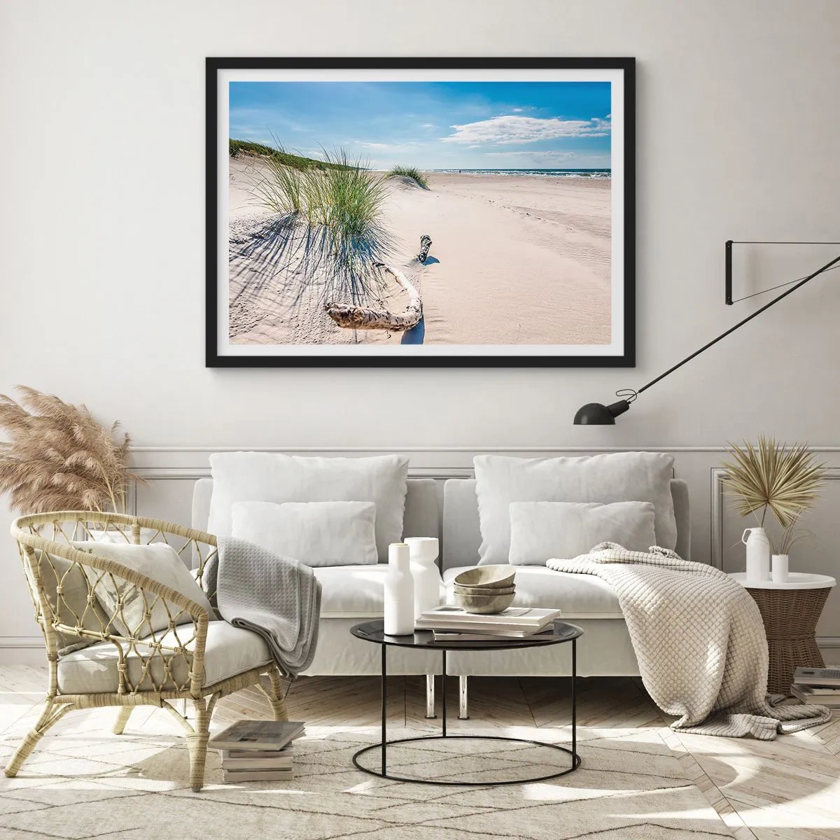 Affisch i svart ram - Vackrast? Östersjöstrand - 70x50 cm
