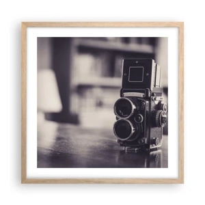Affisch i ram av ljusek - Ett gammalt fotografis magi - 50x50 cm