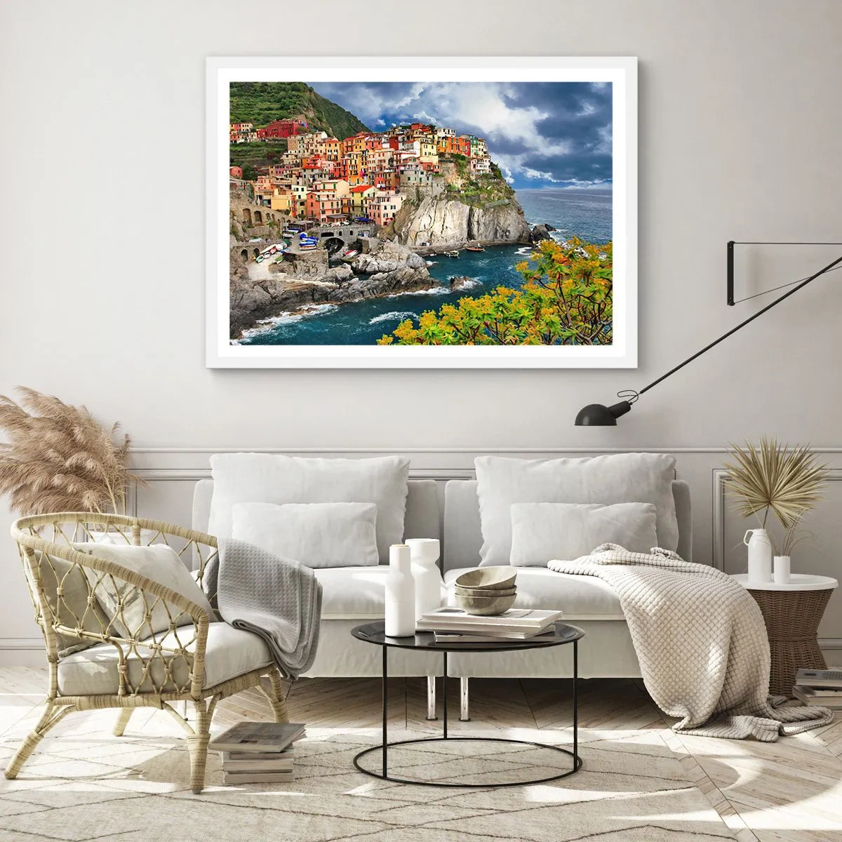 Affisch i vit ram - I bergets famn - 91x61 cm