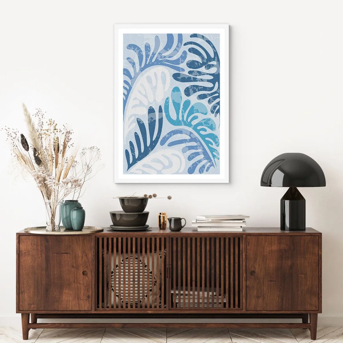 Affisch i vit ram - Blåa ormbunkar - 70x100 cm