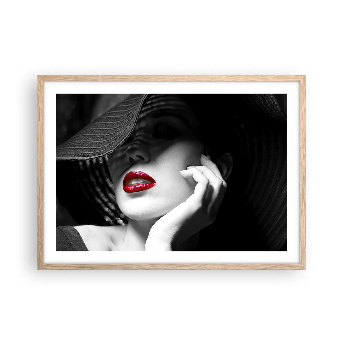 Affisch i ram av ljusek - En studie i scharlakansröd - 70x50 cm