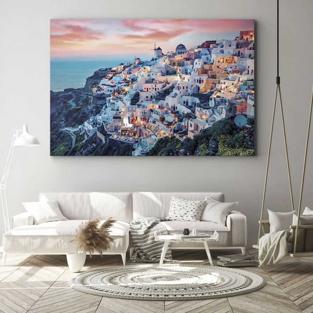 Canvastavla - Bild på duk - Santorini vid solnedgången med vita byggnader på kullen - 70x50cm - Din stora grekiska semester - Modern väggdekoration för vardagsrum och sovrum ARTTOR
