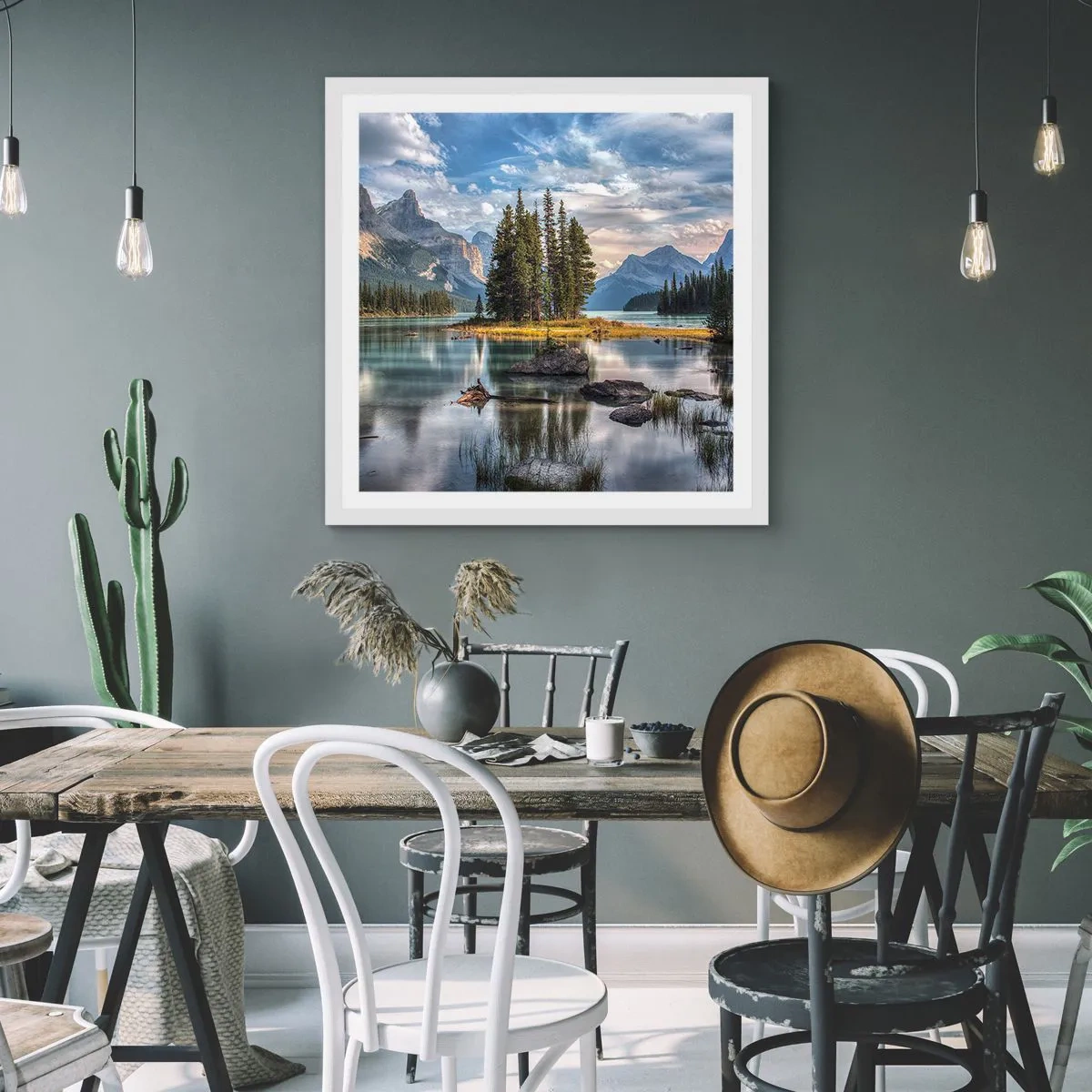 Affisch i vit ram - Vid stort och rent vatten - 60x60 cm