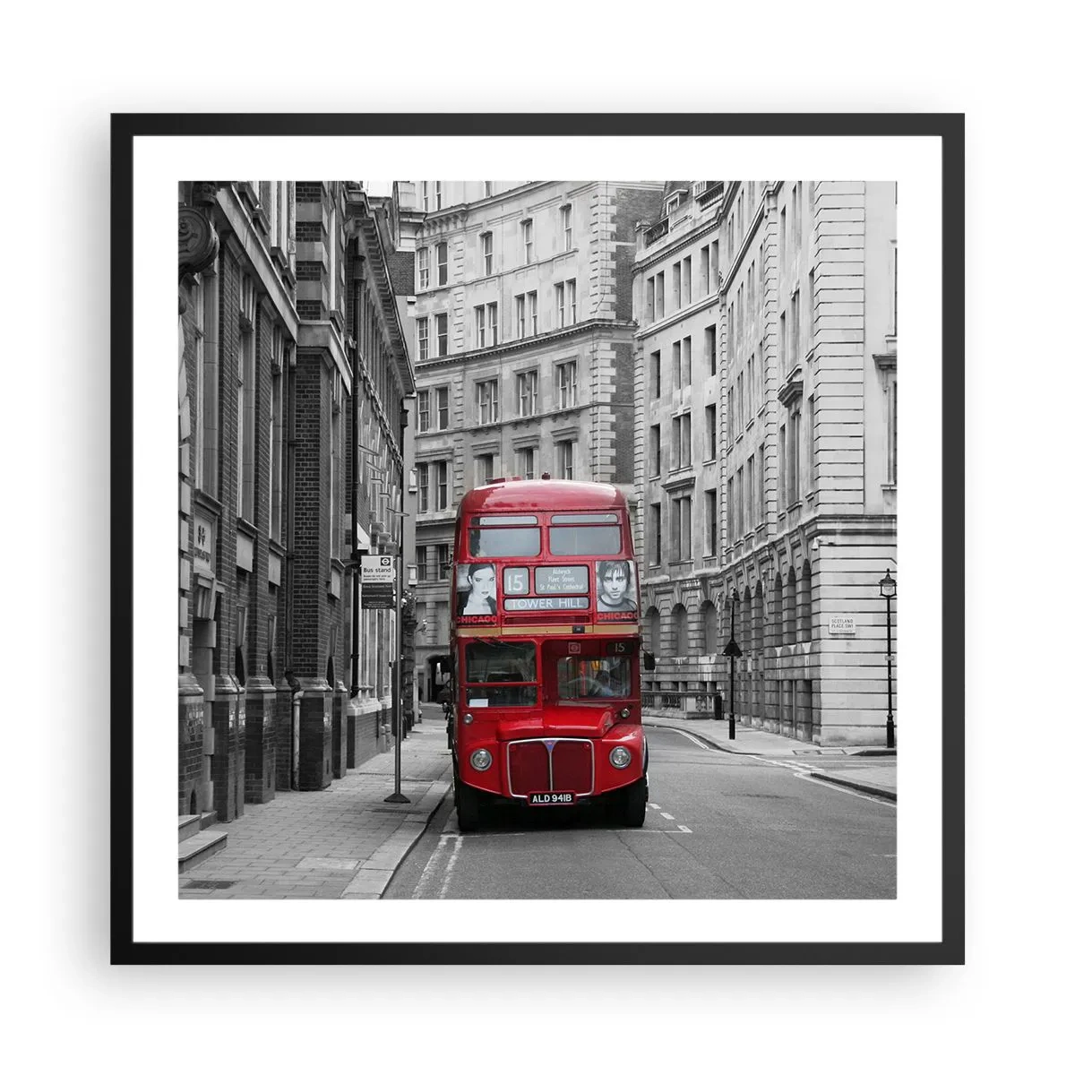 Affisch i svart ram - Vardagen behöver inte vara grå - 60x60 cm