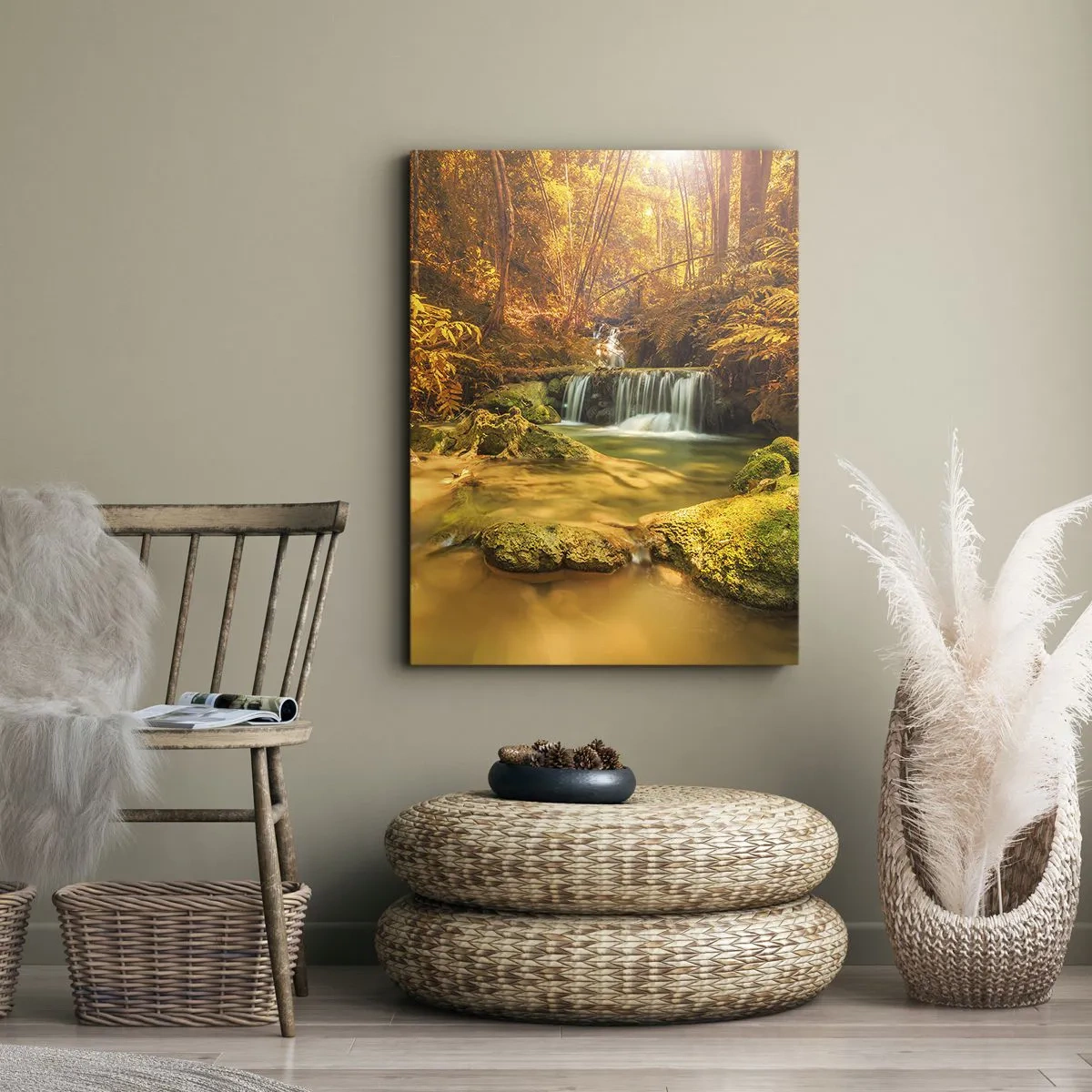Canvastavla - Bild på duk - Skogkaskad i gult - 50x70 cm