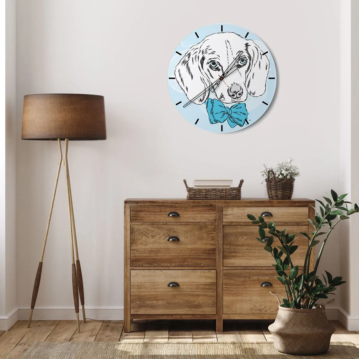 Väggklocka - Klocka på glas - Konstnärlig teckning av en hund med en blå fluga mot en ljus bakgrund - 30x30cm - Hundelegans - Modern väggdekoration för vardagsrum, kök och sovrum ARTTOR