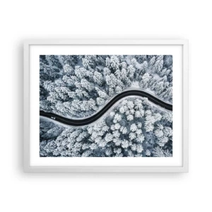 Affisch i vit ram - Genom vinterskogen - 50x40 cm
