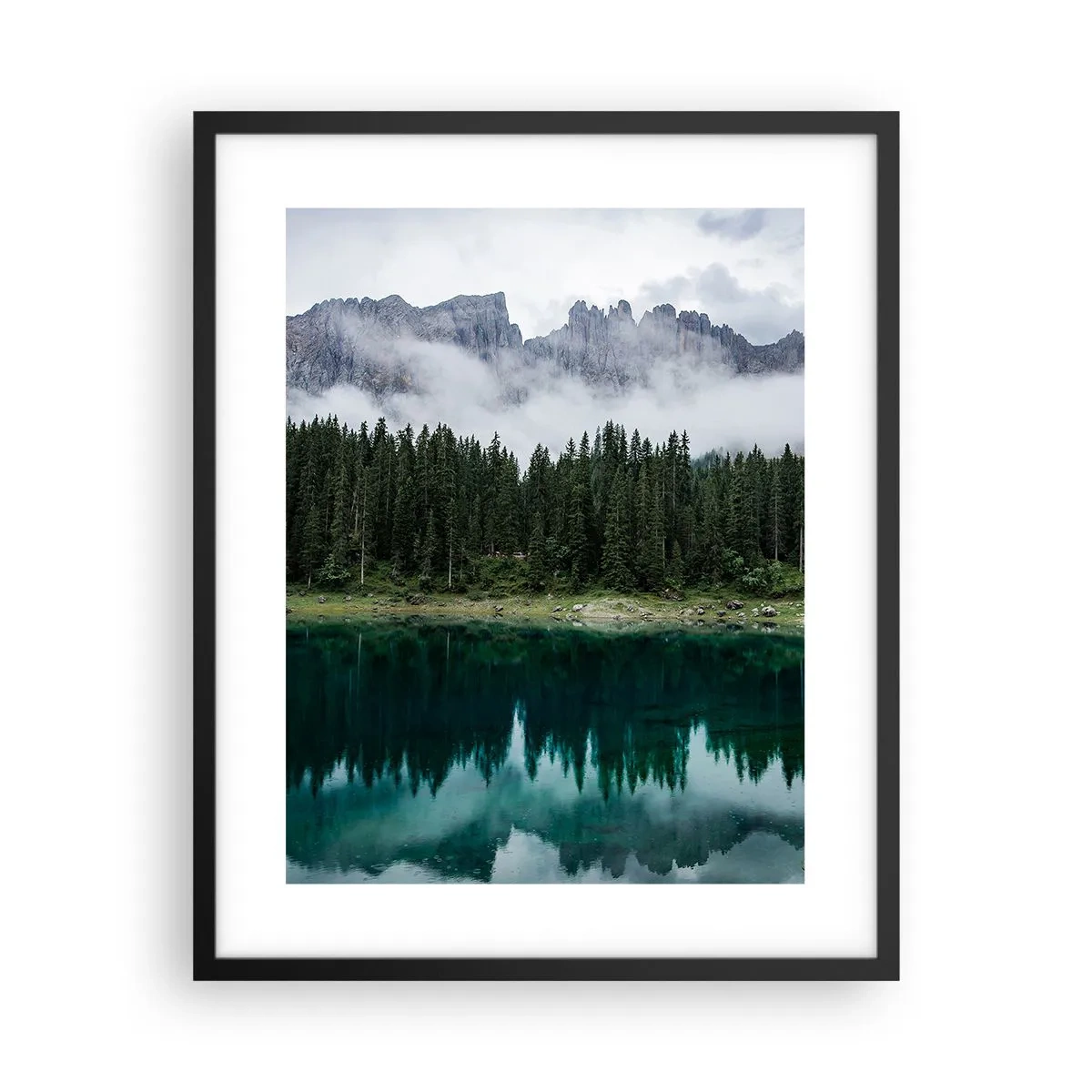 Affisch i svart ram - Tyst, tyst, väck inte sovande vatten... - 40x50 cm