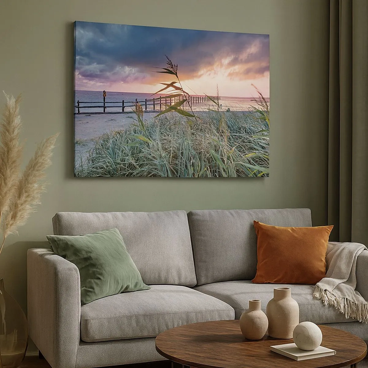 Canvastavla - Bild på duk - Strand vid solnedgången med gräs i förgrunden - 70x50cm - Försvinner inte med vinden - Modern väggdekoration för vardagsrum och sovrum ARTTOR