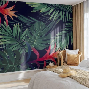 Fototapet Premium Sand - Brinna i grönskan - Blommor, Tropisk växt, Palmblad - 100x70 cm