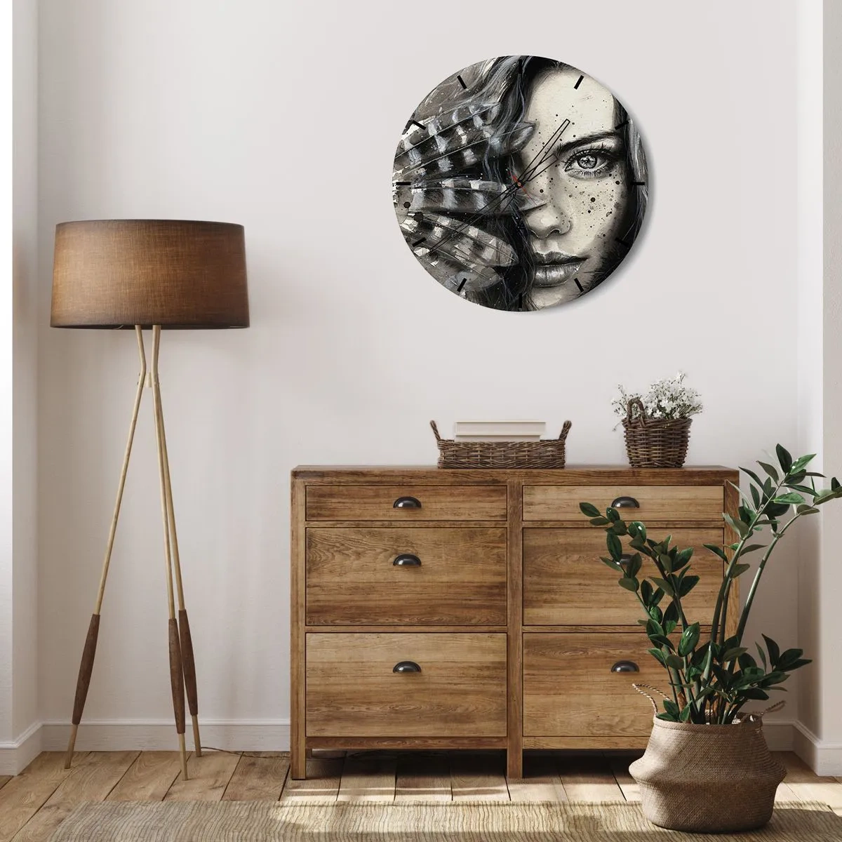 Väggklocka - Klocka på glas - Porträtt av en kvinna med konstnärlig penseldragseffekt - 30x30cm - Vild skönhet - Modern väggdekoration för vardagsrum, kök och sovrum ARTTOR