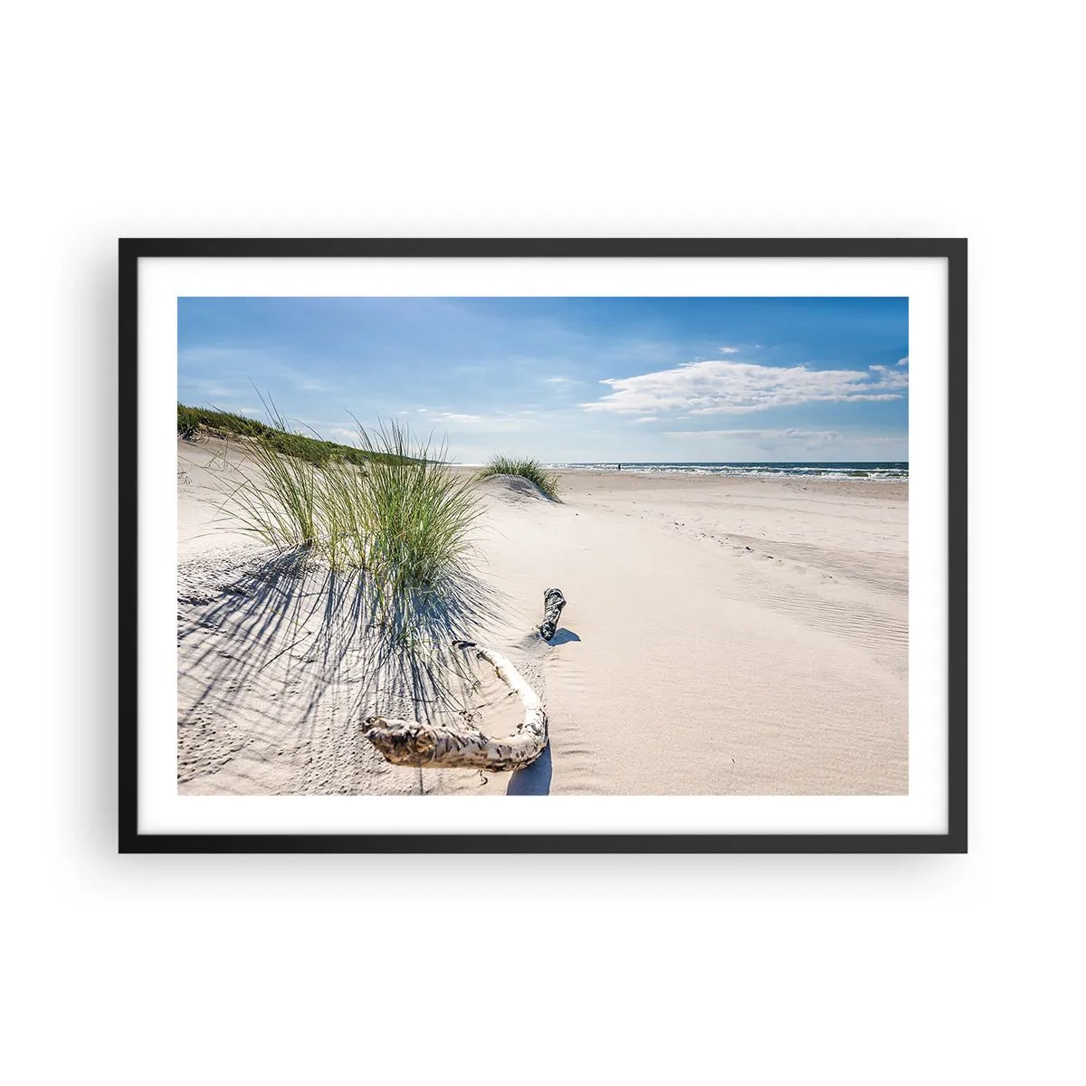 Affisch i svart ram - Vackrast? Östersjöstrand - 70x50 cm