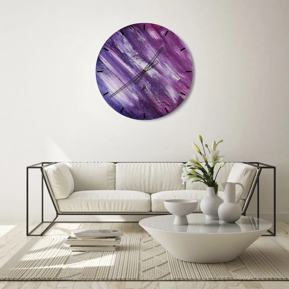 Väggklocka - Klocka på glas - Abstrakta penseldrag i nyanser av lila och rosa - 30x30cm - När solig vind blåser - Modern väggdekoration för vardagsrum, kök och sovrum ARTTOR
