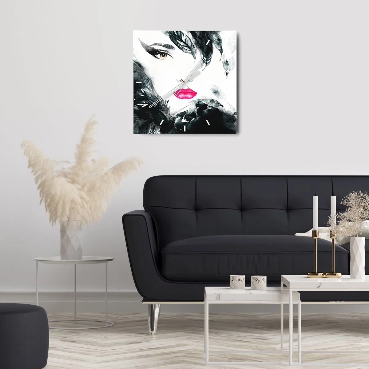 Väggklocka - Klocka på glas - Observera! Femme fatale - 40x40 cm