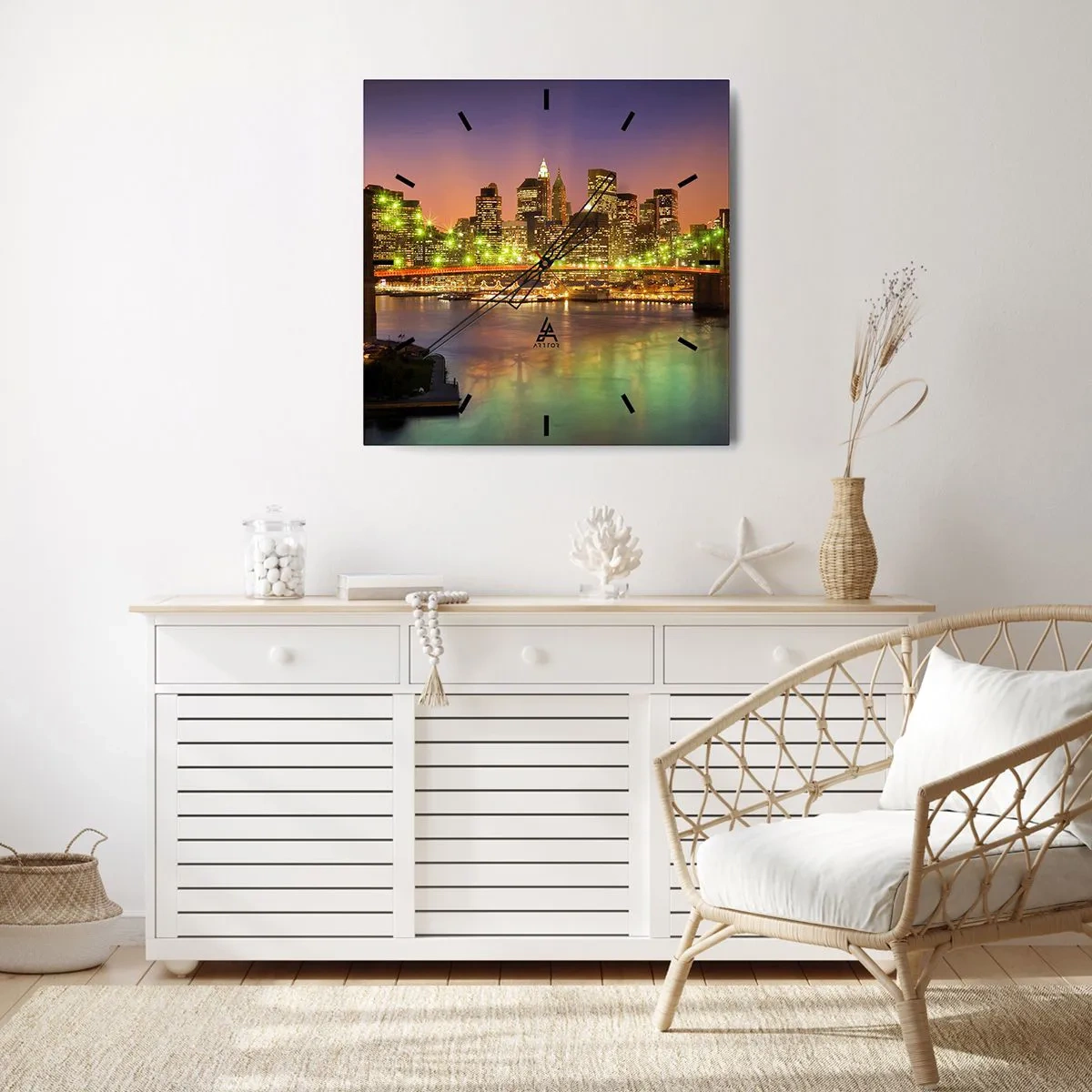 Väggklocka - Klocka på glas - Ljuset slocknar aldrig här - 30x30 cm