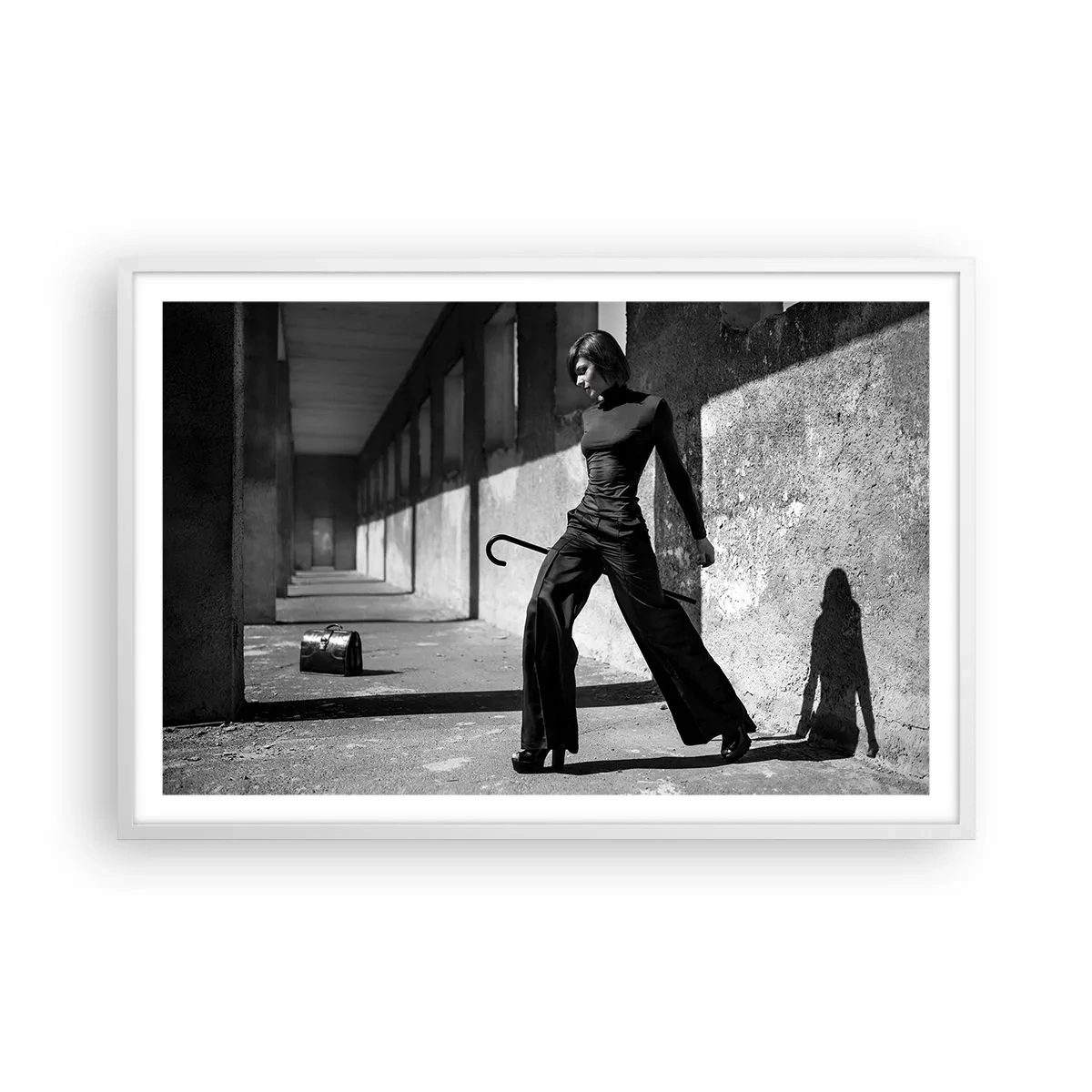 Affisch i vit ram -  Stadselegans - 91x61 cm