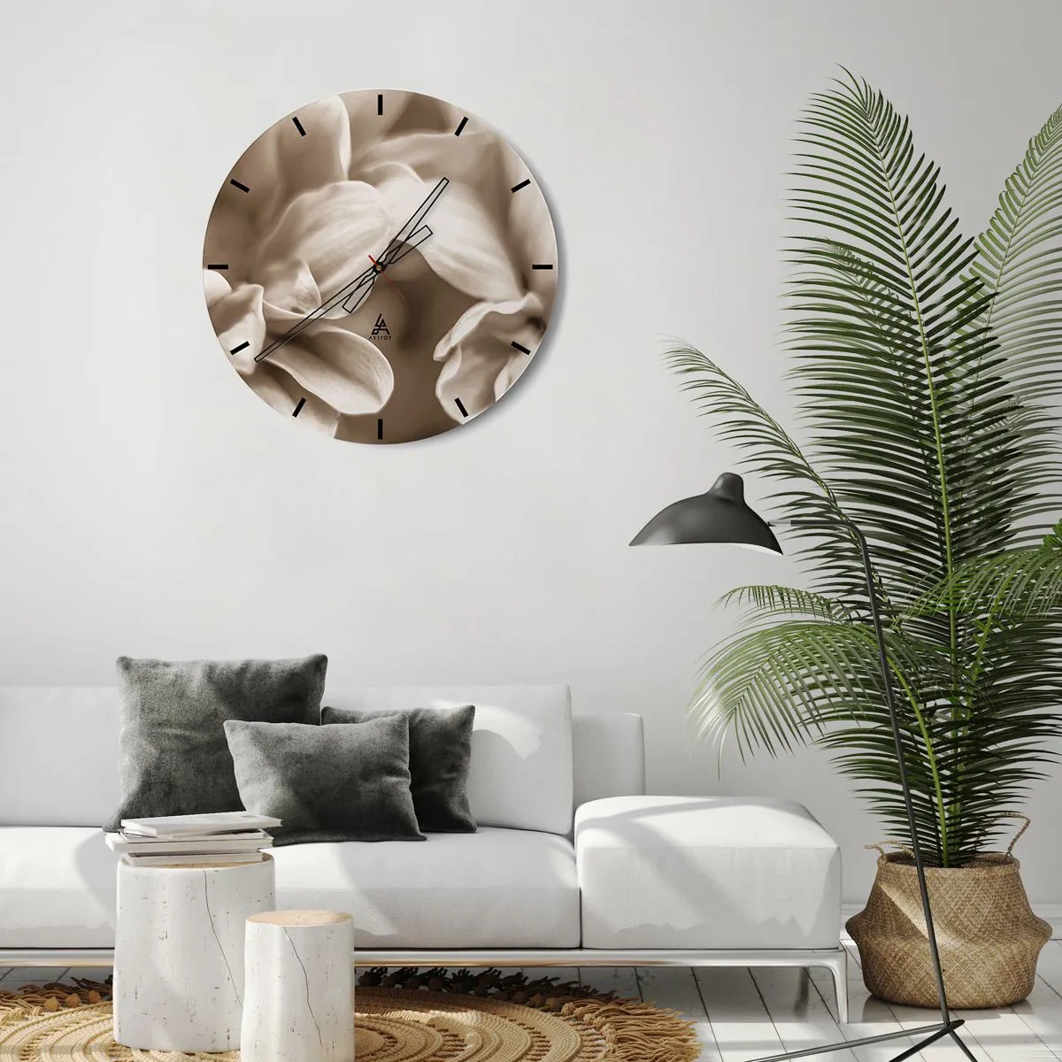 Väggklocka - Klocka på glas - Milda som ett leende - 30x30 cm