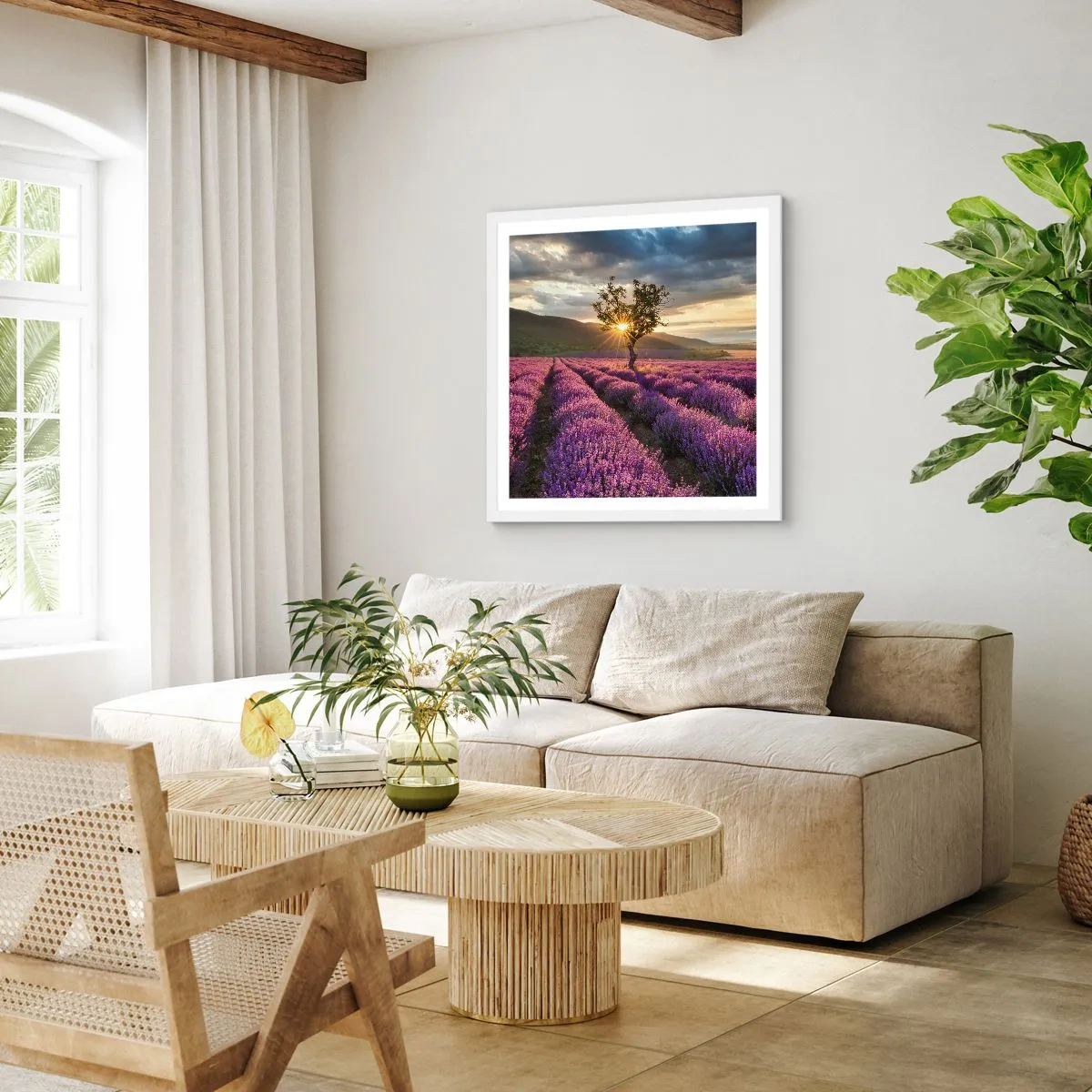 Affisch i vit ram - Arom i lila färg - 60x60 cm