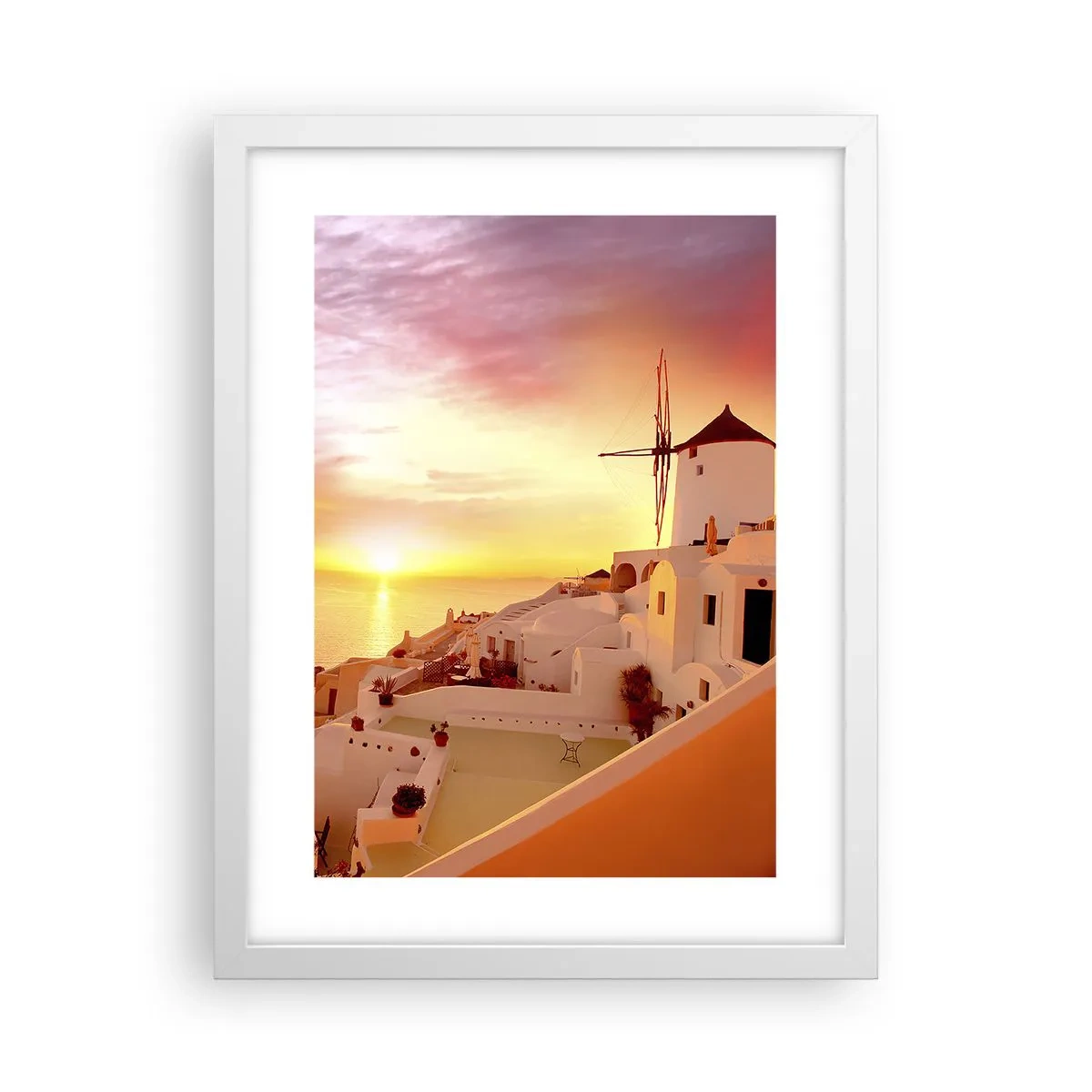 Affisch i vit ram - Smälta sig in i vitt och guld - 30x40 cm