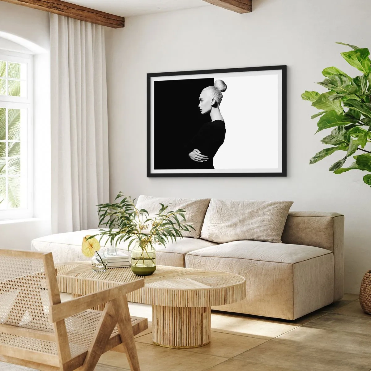 Affisch i svart ram - Helt enkelt en kvinna - 91x61 cm