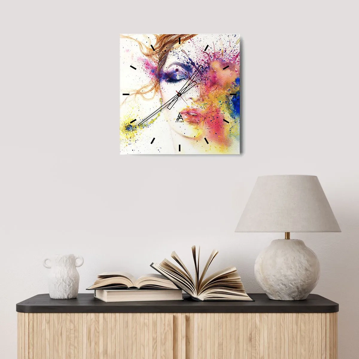 Väggklocka - Klocka på glas - Regnbågsyrsel - 30x30 cm