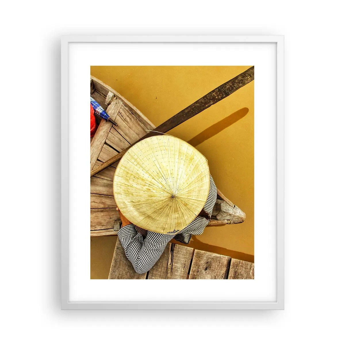 Affisch i vit ram - Liv på den gula floden - 40x50 cm