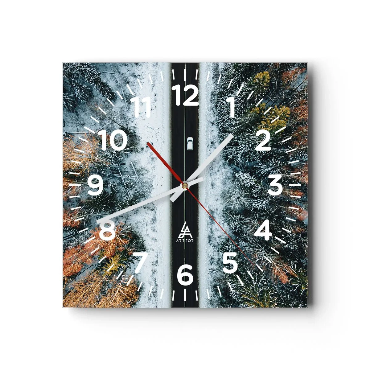 Väggklocka - Klocka på glas - Genom vinterskogen - 40x40 cm