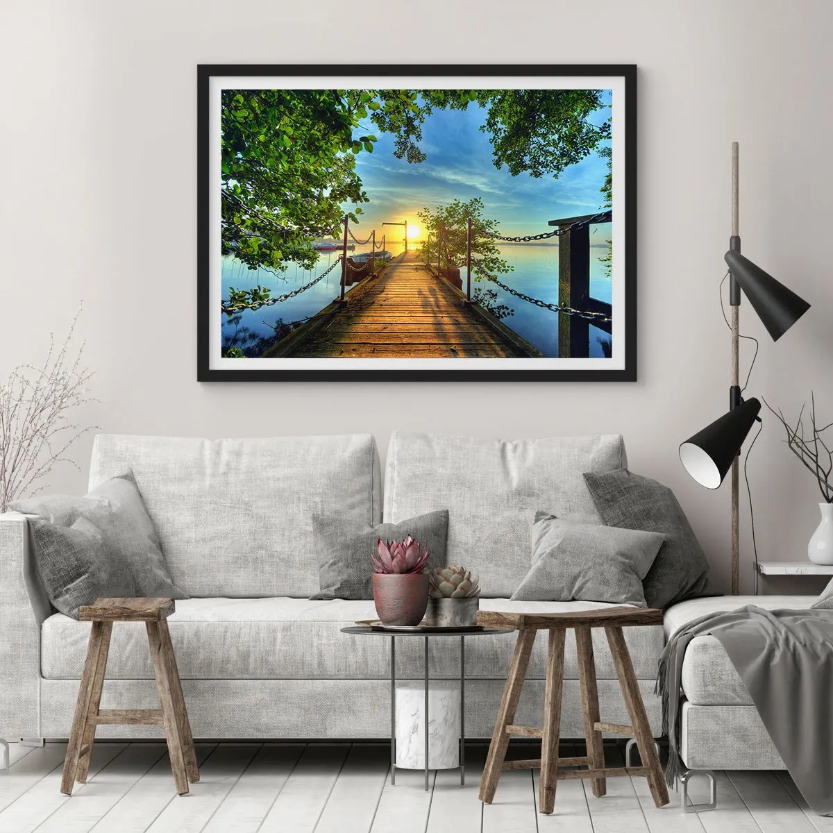 Affisch i svart ram - Solnedgång vid vatten - 70x50 cm