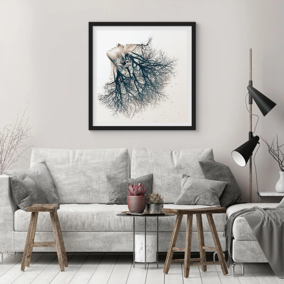 Affisch i svart ram - Lyssnar på trädens viskningar - 40x40 cm