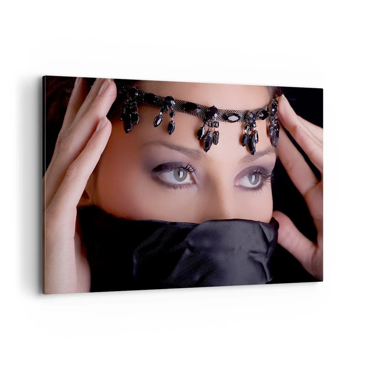 Canvastavla - Bild på duk - Lockande orientalisk hemlighet - 120x80 cm