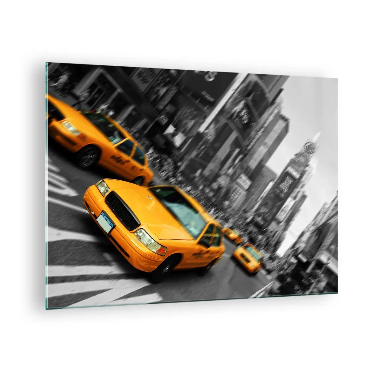 Glastavla - Bild på glas - Gula taxibilar mot bakgrund av svartvita stadsgator - 70x50cm - New Yorks soldroppar - Modern väggdekoration för vardagsrum och sovrum ARTTOR