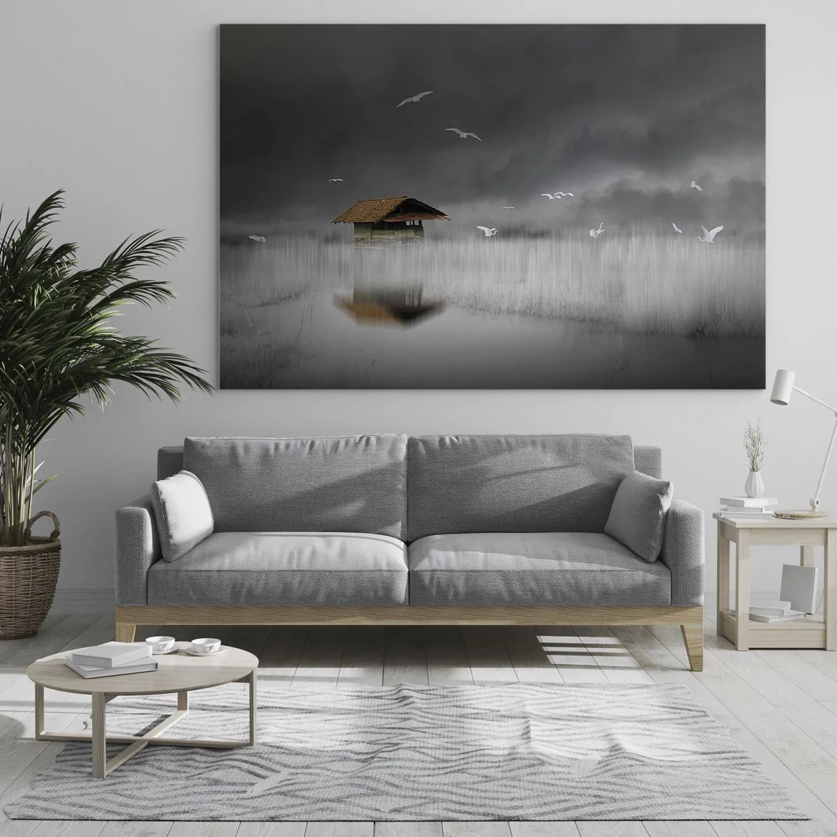 Glastavla - Bild på glas - Ett hus vid vattnet i dimman med flygande fåglar - 70x50cm - Regnskydd - Modern väggdekoration för vardagsrum och sovrum ARTTOR