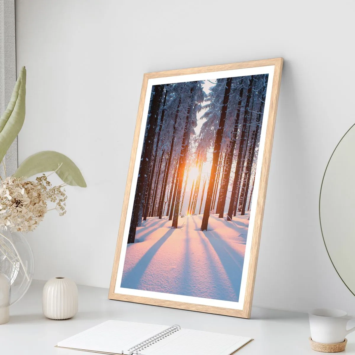 Affisch i ram av ljusek - Tydligt svart på vitt - 50x70 cm