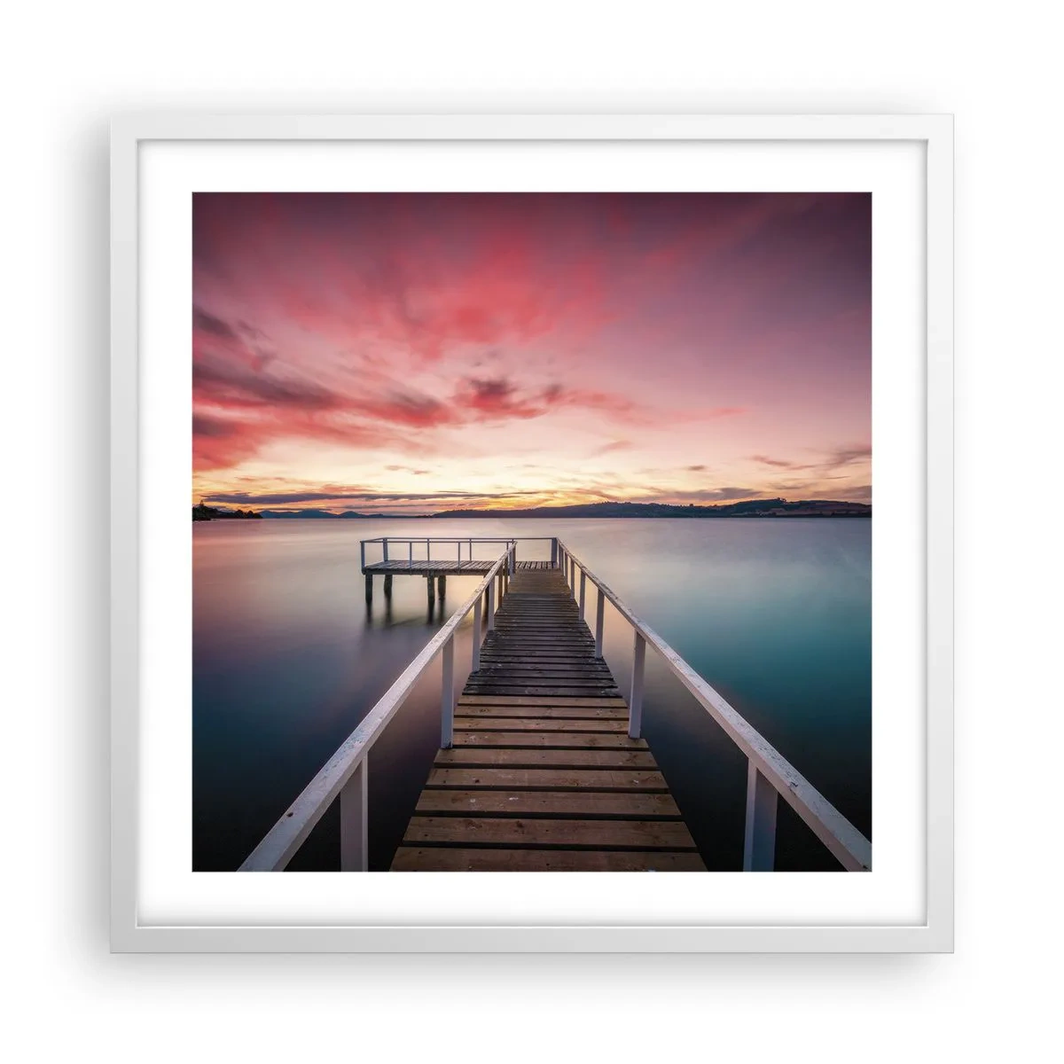 Affisch i vit ram - Kvällens milda låga - 50x50 cm