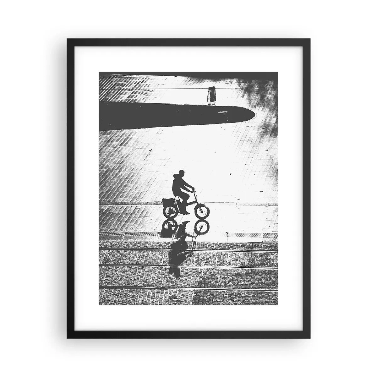 Affisch i svart ram - Rakt fram genom staden - 40x50 cm