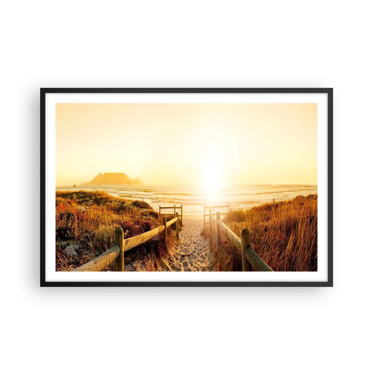 Affisch i svart ram - Genom sanddynan mot solen - 91x61 cm