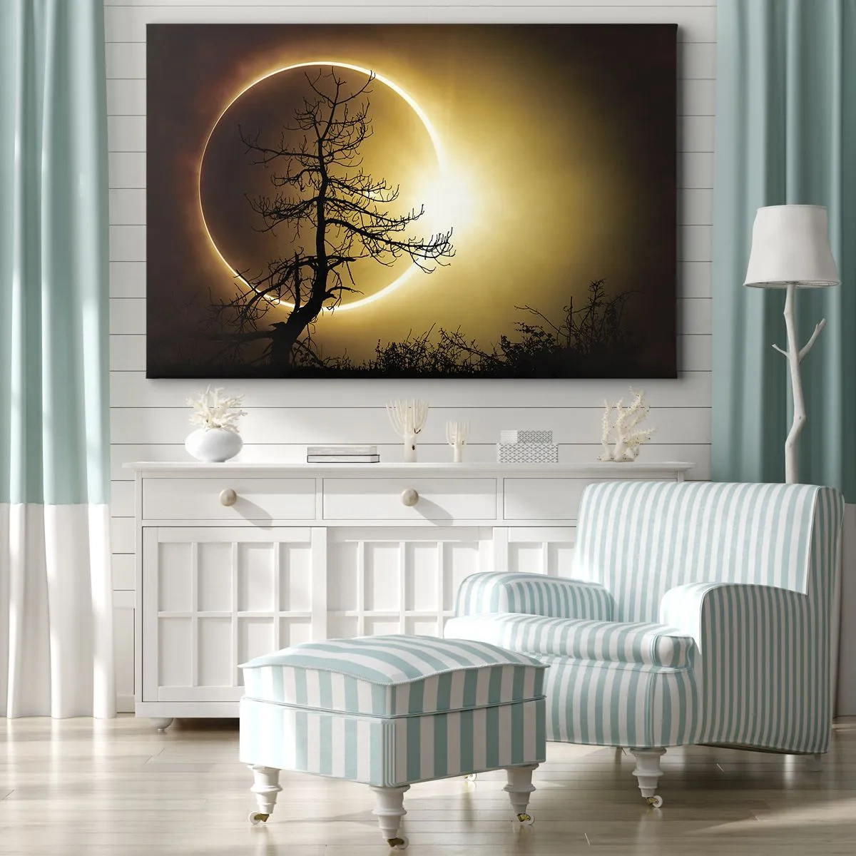 Canvastavla - Bild på duk - Solförmörkelse med en trädsilhuett i förgrunden - 70x50cm - Total förmörkelse - Modern väggdekoration för vardagsrum och sovrum ARTTOR