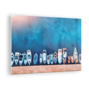 Glastavla - Bild på glas - Båtar förtöjda vid stranden sett från ett fågelperspektiv - 70x50cm - I en rad - Modern väggdekoration för vardagsrum och sovrum ARTTOR