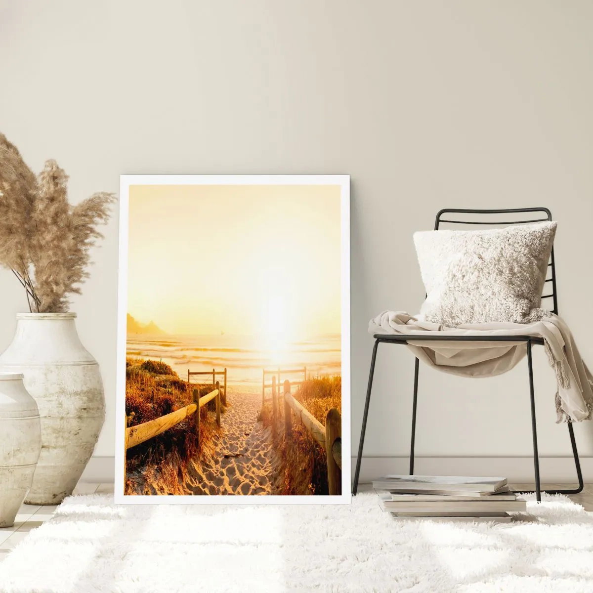 Affisch - Genom sanddynan mot solen - 70x100 cm
